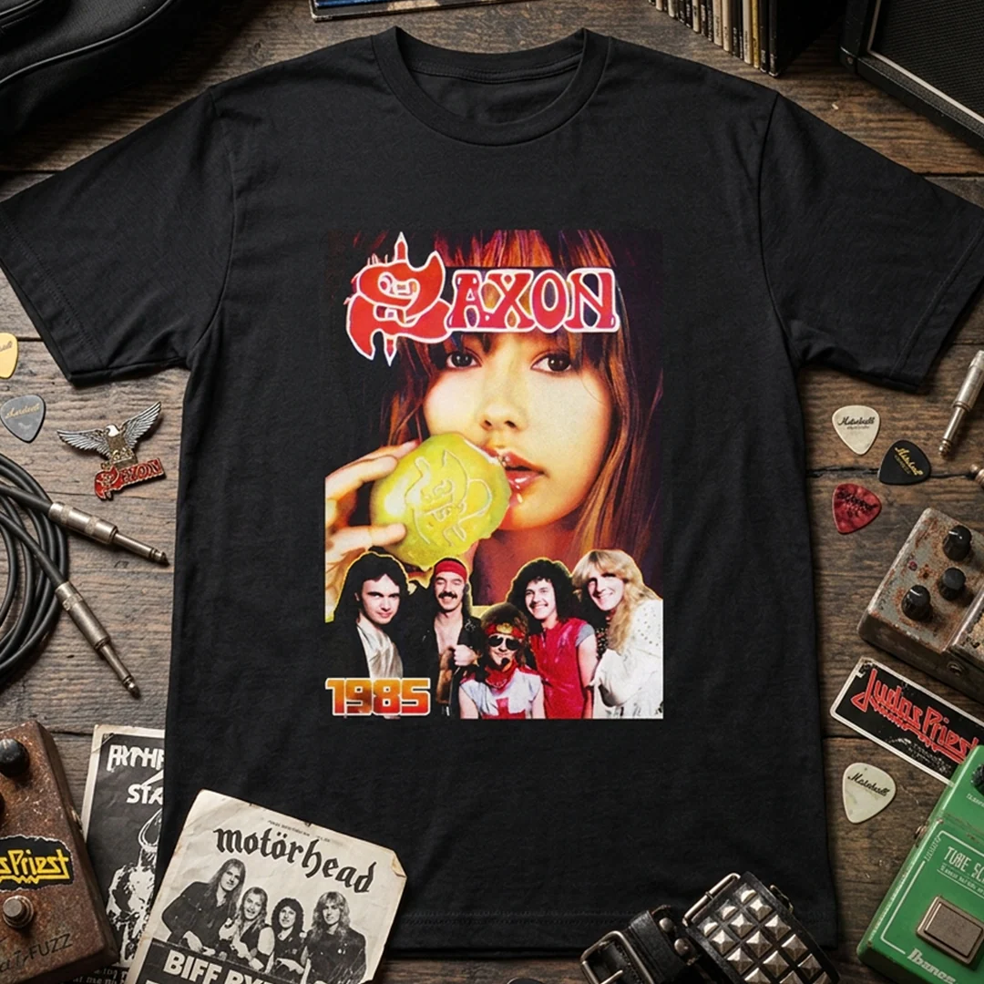 Camiseta Algodon Saxon Poster 1985 - Image 3