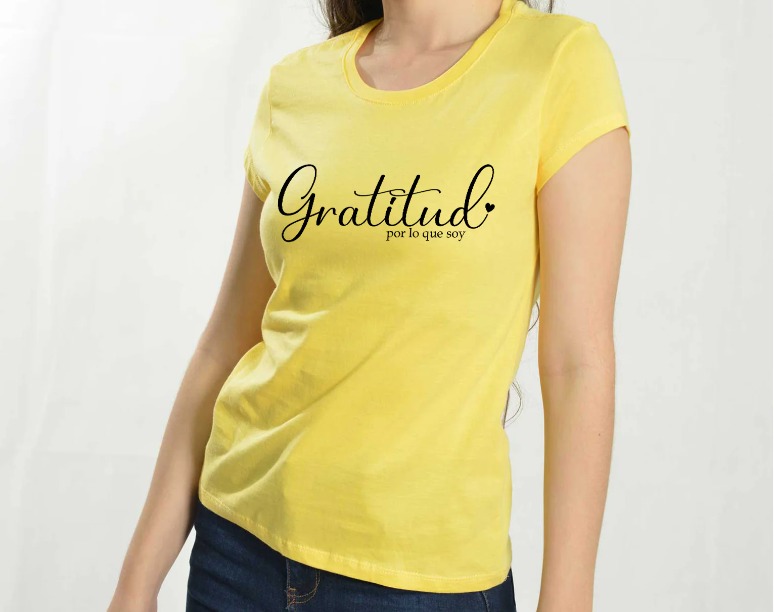 Camiseta Gratitud Karisma Para Mujer - Image 3