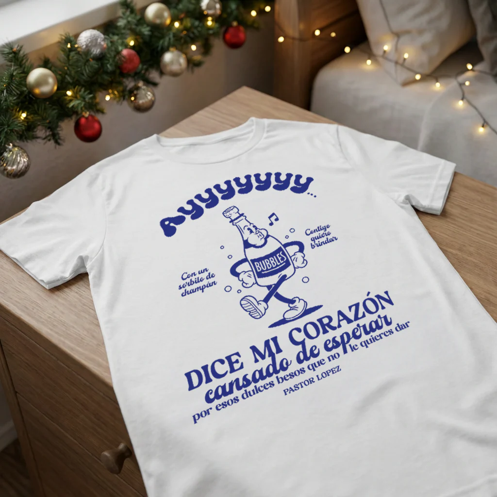 Camiseta Navideña Ayy Dice Mi Corazón Cansado De esperar Azul - Image 2