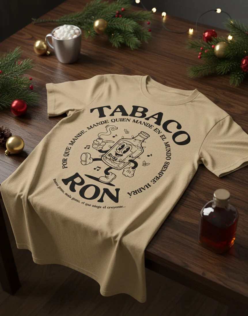 Camiseta Navideña Tabaco y Ron Negro - Image 2