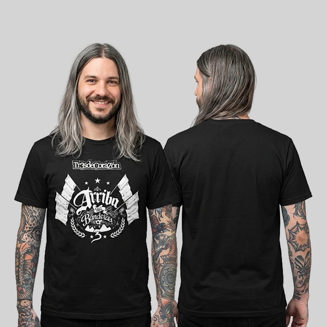 Camiseta Tres de Corazon Arriba las banderas - Image 4