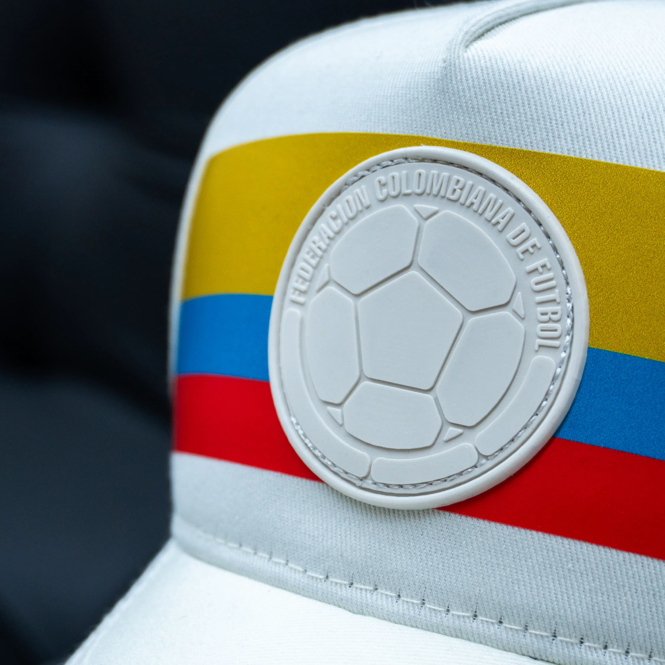 Gorra Conmemorativa 100 Años Selección Colombia | Edición Especial | Karisma - Image 3