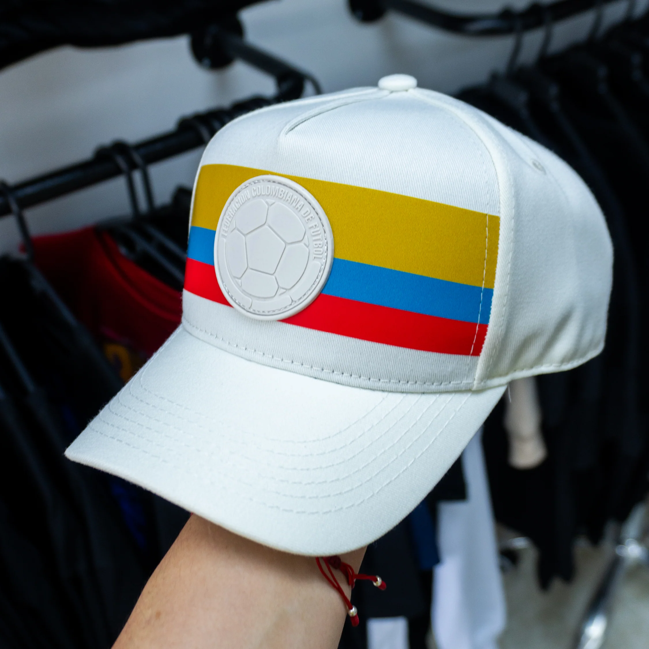 Gorra Conmemorativa 100 Años Selección Colombia | Edición Especial | Karisma - Image 4