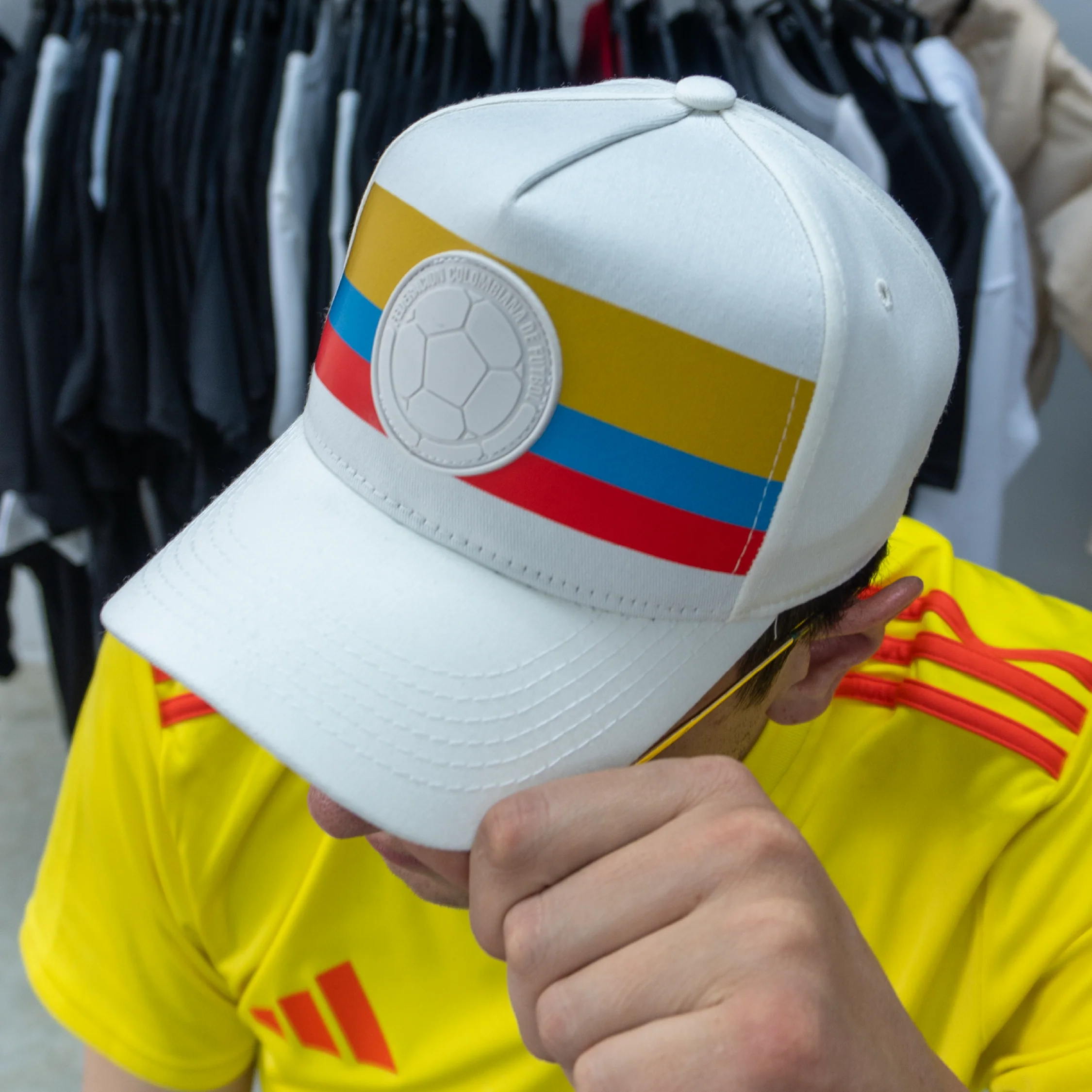 Gorra Conmemorativa 100 Años Selección Colombia | Edición Especial | Karisma - Image 6