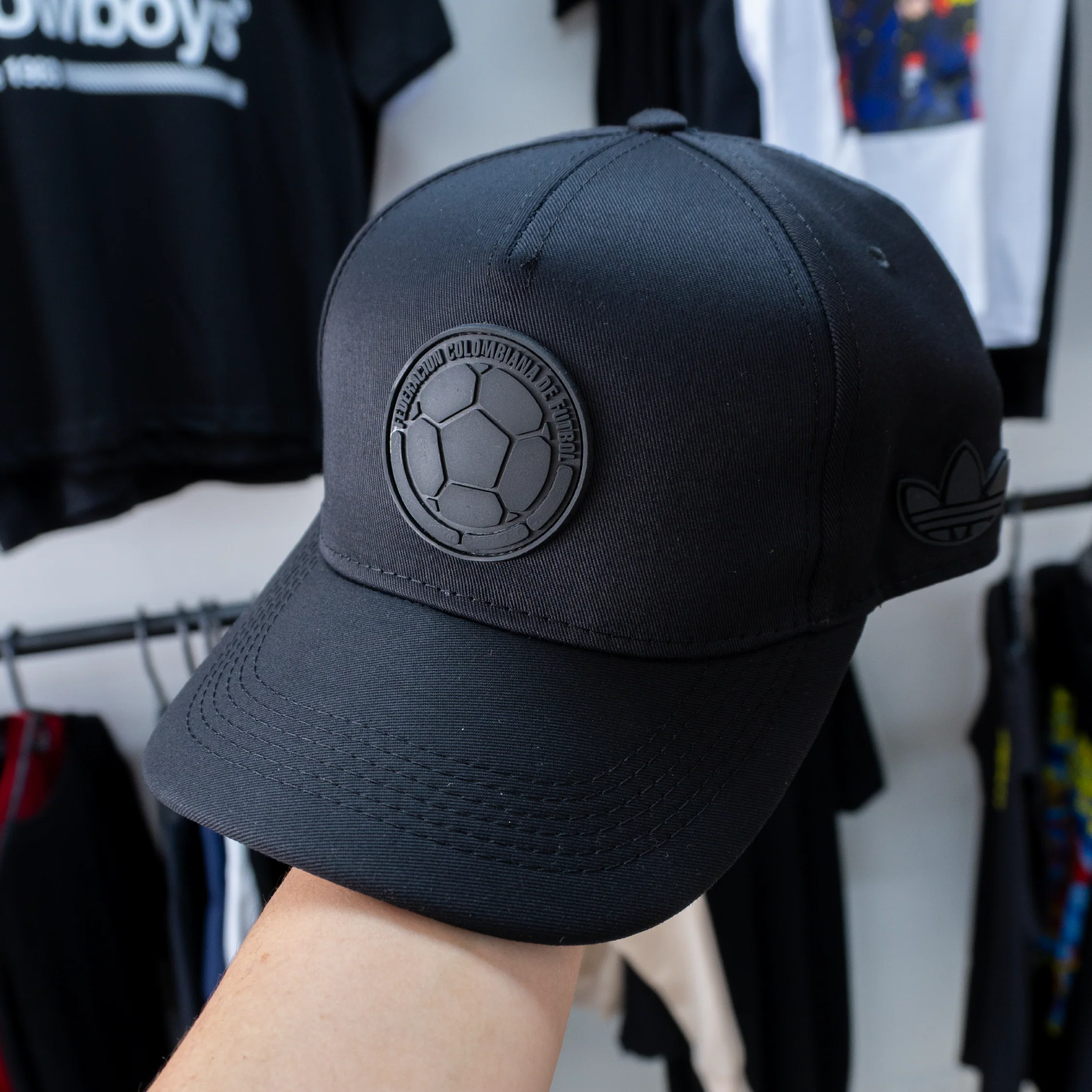 Gorra Selección Colombia Mundial 2026 | Negro | Karisma - Image 3