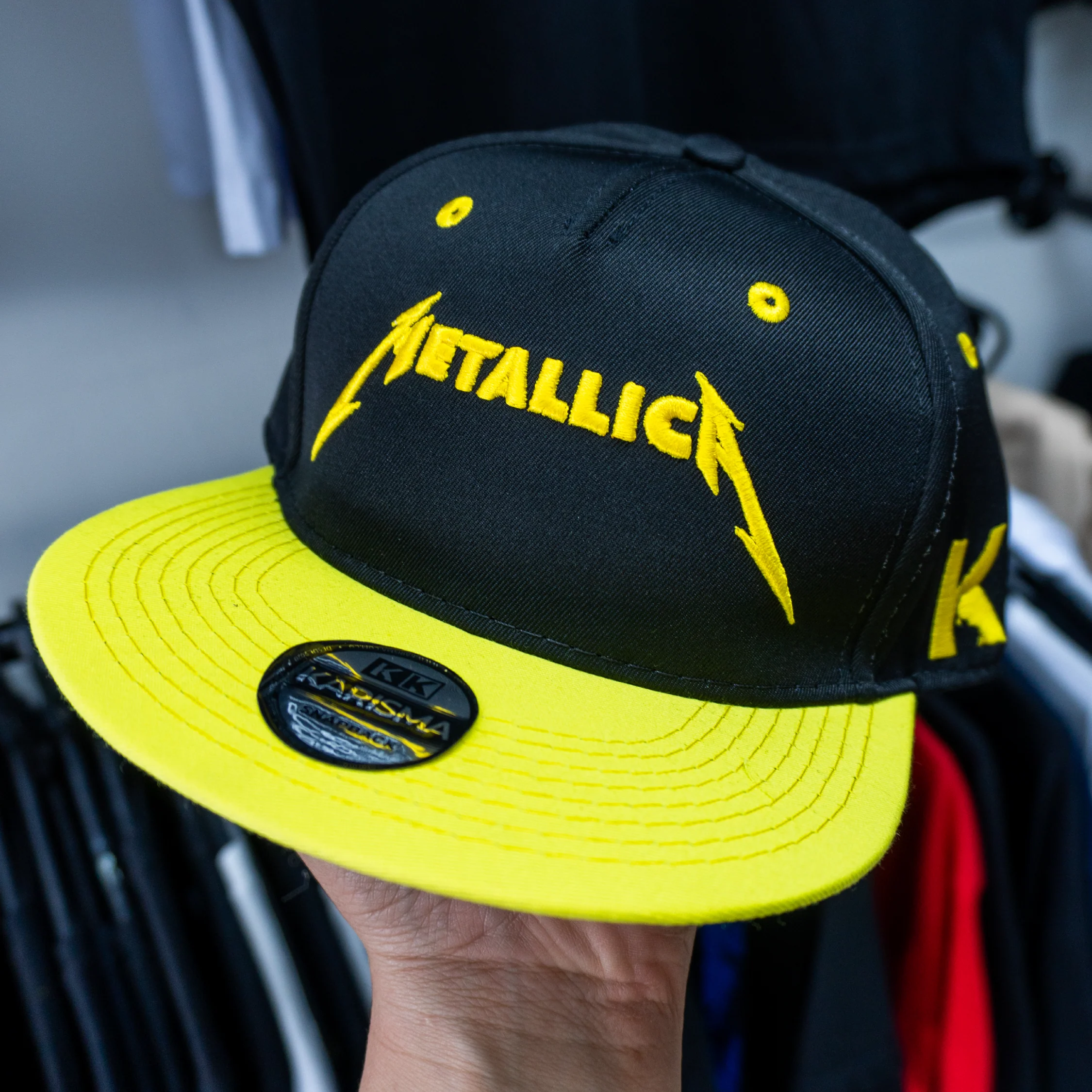 Gorra Snapback Metallica | Logo Premium Doble Tono | Karisma - Image 3